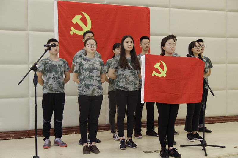 党校二班6组舞蹈《一路同行》汇报展示