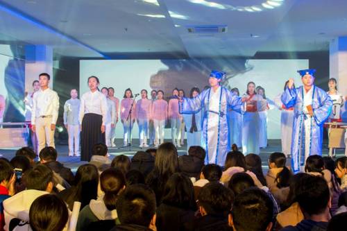 http://www.cqut.edu.cn/__local/D/B4/BA/E8C104C6A9F32F815D7CCD1EA10_0C141068_194B4.jpg