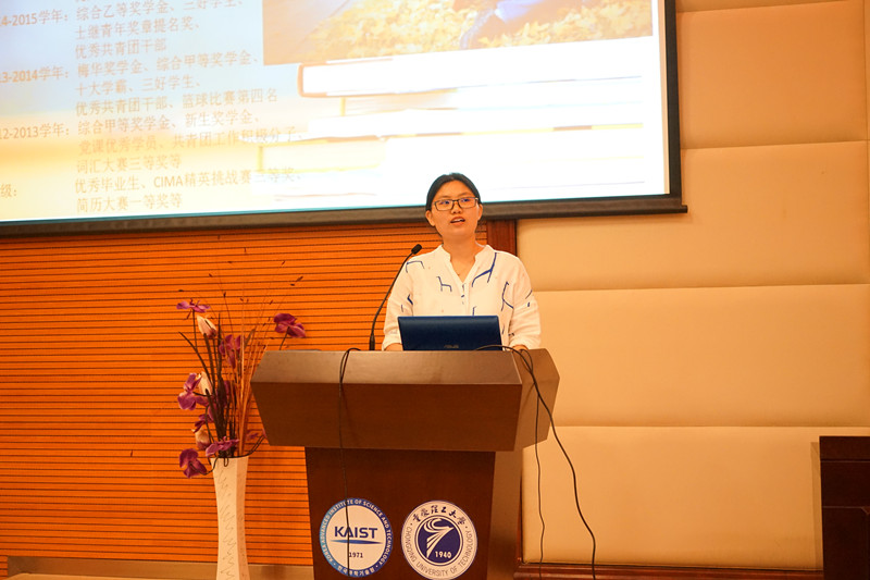 2016届优秀毕业生会计学院的高翔同学与两江学子分享考研经验