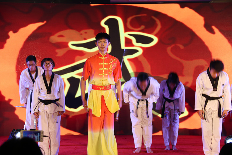 武术表演《中国力量》