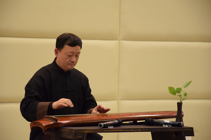 兰滇军老师操缦《流水》