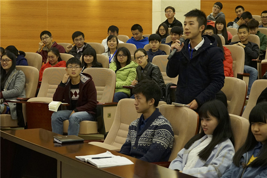 4.大一学生干部就学习工作中的困惑向学长学姐提问